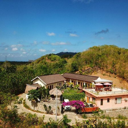 Surf Camp 79 Hotel Kuta  Ngoại thất bức ảnh